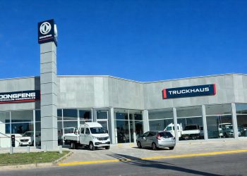 Motores Cummins, precios competitivos y a pasos de Funes: una gigante china de camiones desembarcó en la región