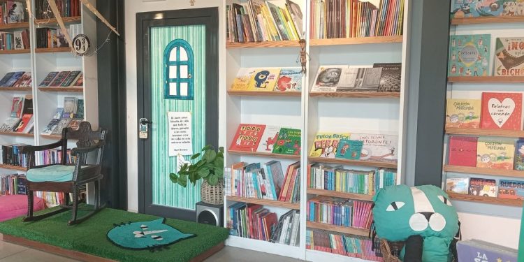 Un universo de talleres en el corazón de Funes: la apuesta cultural de Punto y Ponsatti Libros
