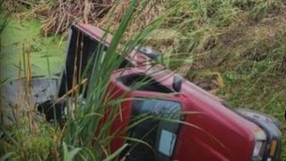 Vuelco de una Camioneta  en Autopista Rosario/Córdoba
