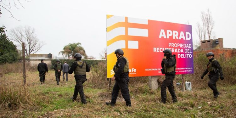 Santa Fe avanza contra las mafias: lanzan una nueva subasta de bienes recuperados del delito en Rosario