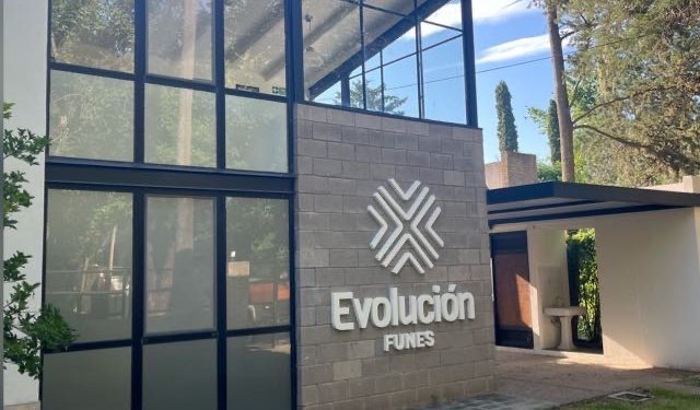 Tras dos años en Funes, un centro de día amplía su equipo interdisciplinario para el abordaje de consumos