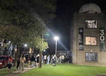 Un hito espacial que se sigue desde Funes: la misión Artemis II inicia el camino de regreso a la Luna