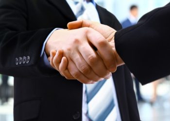 Buscan trabajadores para un puesto de ventas en la ciudad de Funes: los detalles de la búsqueda laboral