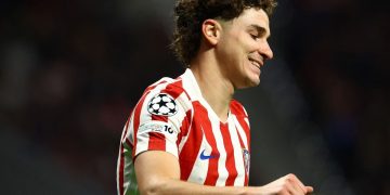 Un histórico goleador aseguró que Julián Álvarez está cerca de llegar al Barcelona