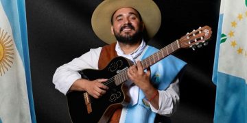 Lázaro Caballero llega al teatro para hacer «Con sangre de quebracho tour 2026»