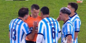 Marcos Rojo fue expulsado ante River tras agredir a Martínez Quarta y la gente de Racing explotó