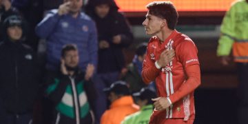 Argentinos Juniors venció a Lanús y es rival de Huracán