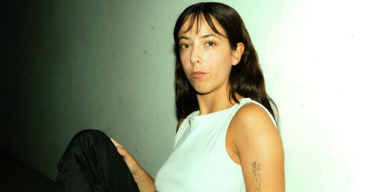 Catalina Bayá presenta «Los dioses se tienen que vestir», su disco más íntimo y personal