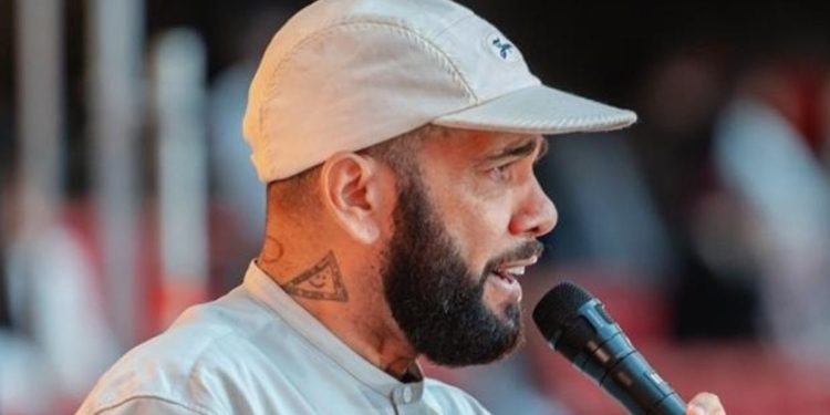Dani Alves reapareció como predicador tras su paso por la cárcel: «Cristo me hizo libre»
