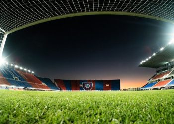 Pelota libre por celular: cómo ver en vivo Deportivo Riestra vs. Gremio
