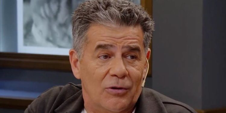 El filoso posteo de Julián Weich tras su tensa participación en la mesa de Mirtha Legrand: «Prefiero…»