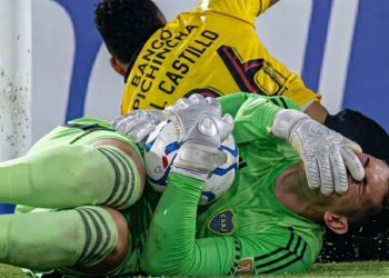 Cómo está Leandro Brey: no hay lesión, pero se espera parte médico de Boca