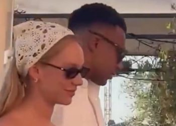 Bronca en Real Madrid por la exposición de Mbappé con Estér Expósito durante su recuperación