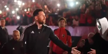 Fuerte debate: ¿en Newell’s prefieren la vuelta de Bielsa antes que la llegada de Messi?