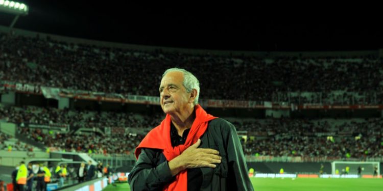 Rodolfo D’Onofrio pidió bajar el clima en River y llamó a silencio: «No insulten más»
