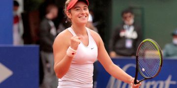 La argentina Solana Sierra avanza con autoridad en su debut absoluto en el WTA 1000 de Roma