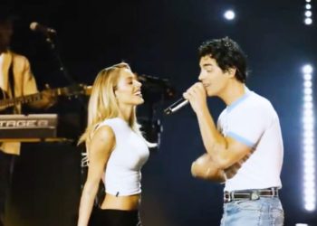 Tini Stoessel sorprendió con los Jonas Brothers en Buenos Aires y emocionó con un himno de «Camp Rock»