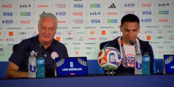Ilusionados: Diego Gómez se emocionó y la reacción de Gustavo Alfaro conmovió a todos