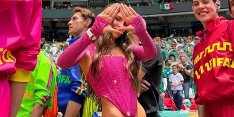 El gesto de Belinda en el Mundial 2026 que desató una fuerte polémica