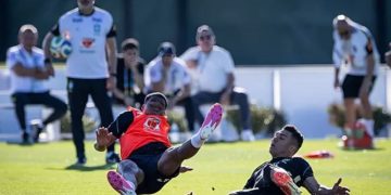 Polémica en Brasil: Casemiro y una tremenda patada a Endrick a días del Mundial 2026