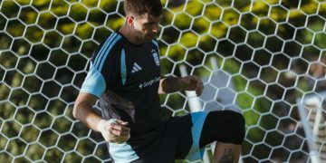 Cuándo podrá atajar Dibu Martínez en la Selección Argentina, según Gastón Edul