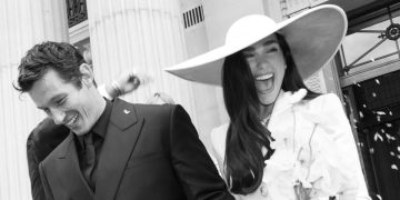 Dua Lipa compartió fotos íntimas de su noche de bodas antes de hacer el amor con su flamante esposo