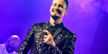 Emotivo homenaje a Indio Solari: Rodrigo Tapari cantó «Ji ji ji» en TV