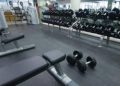 Le robó tarjetas bancarias del locker del gimnasio a compañeros y fue detenido