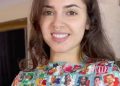 Viral insólito: una influencer brasileña cubrió su cuerpo con figuritas del Mundial 2026 y se volvió furor