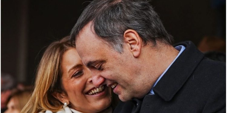 La oposición apuntó contra la maniobra de Adorni y le exigió la declaración jurada