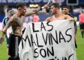 Qué sanciones evalúa FIFA tras la bandera de Malvinas de la Selección Argentina y los incidentes de la final