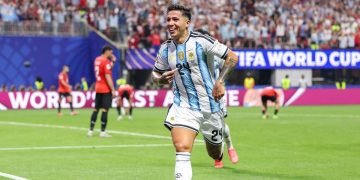 Enzo Fernández histórico: marcó el gol 3000 de los mundiales