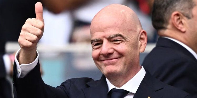 Nuevo revés para Infantino: la Concacaf rechazó la propuesta de vender acciones del Mundial