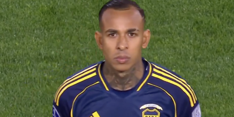 Polémica reacción de la Bombonera a la vuelta de Sebastián Villa a Boca: silbidos y repudio de los hinchas