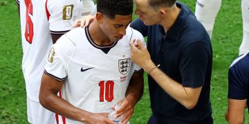 Jude Bellingham encendió las alarmas en Inglaterra por un dolor en su hombro antes de enfrentar a Argentina