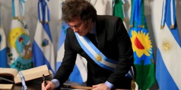 Milei viaja a Tucumán para participar de los actos por los 210 años de la Independencia