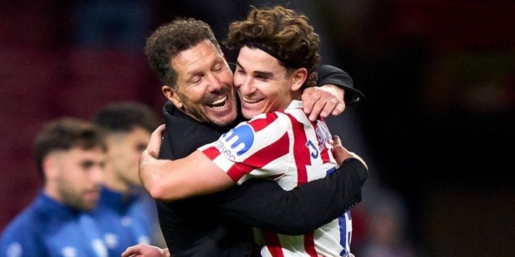 Tensión en España: la RFEF le abrió un expediente al Barcelona por el caso Julián Álvarez