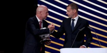 La UEFA amenaza con boicotear a la FIFA si Infantino avanza con su proyecto: «La Copa del Mundo…»