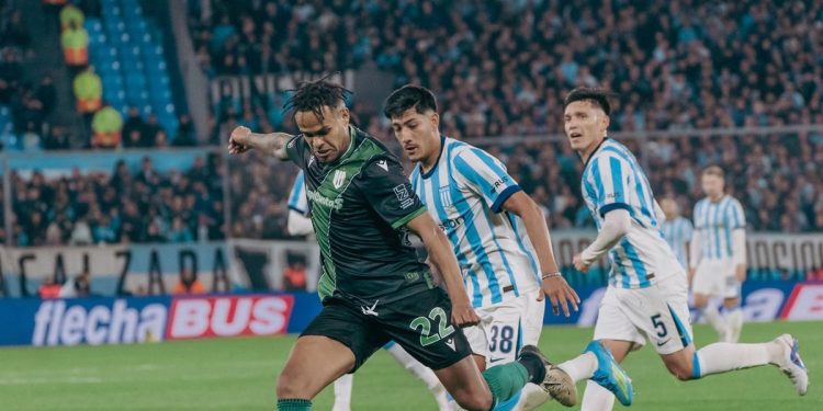 Racing cayó por 1-0 ante el Banfield de Pedro Troglio y profundiza su crisis