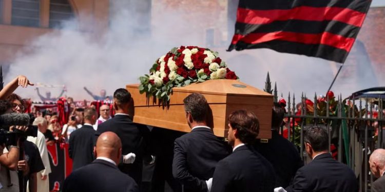 Emotiva despedida a Franco Baresi: el fútbol italiano le dio el último adiós a la leyenda del Milan