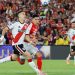 Qué dijo Santos Borré tras el tenso cruce con Coudet en River-Independiente Santa Fe