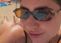Camila Mayan, al rojo vivo en Mallorca: bikinis, pileta y un detalle que descoloca