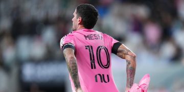 El emotivo festejo de Rodrigo De Paul: golazo y dedicatoria especial con la camiseta de Lionel Messi