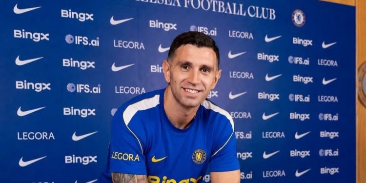 La cifra que recibe Independiente por la transferencia del Dibu Martínez al Chelsea