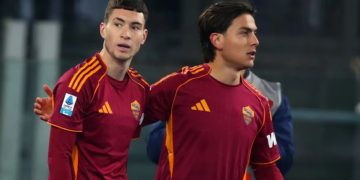Tensión en Roma: Dybala salió en defensa de Soulé y tuvo un fuerte cruce con el capitán