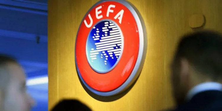 La UEFA celebró el recule de Infantino pero advirtió que «ha perdido la confianza» en el titular de la FIFA