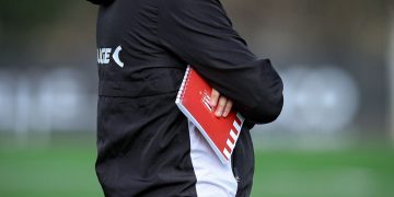 Baja sensible en Estudiantes de La Plata: un jugador clave se perderá el duelo ante Boca