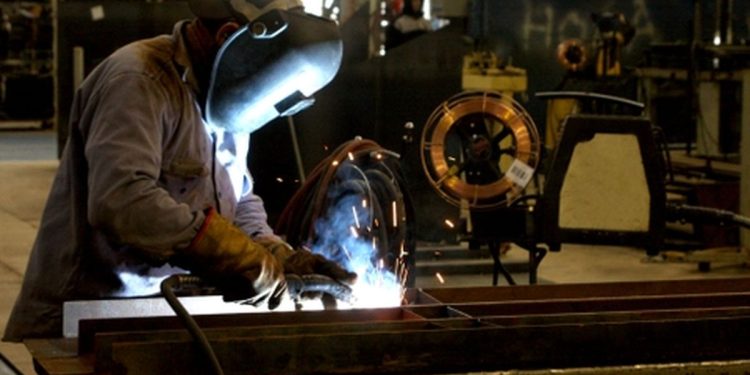 «Hay una matriz de destrucción»: la durísima respuesta de la industria santafesina a Caputo