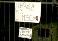 Los mensajes de aliento que dejó la gente para Lionel Messi tras la muerte de su padre