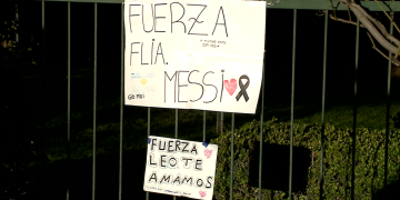 Los mensajes de aliento que dejó la gente para Lionel Messi tras la muerte de su padre